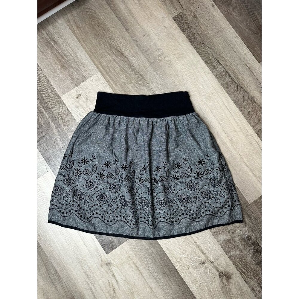 Black and Grey Floral Bubble Skirt Size Medium